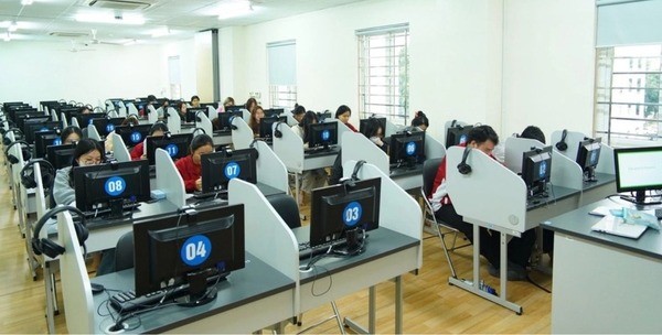 Hướng dẫn làm bài thi VSTEP trên máy tính 1 lần là hiểu